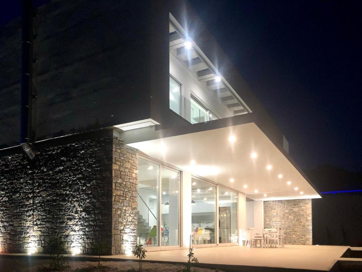 Kuro Beach House Achlia Exterior foto