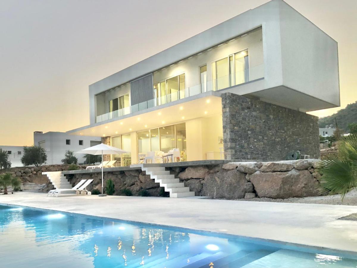 Kuro Beach House Achlia Exterior foto